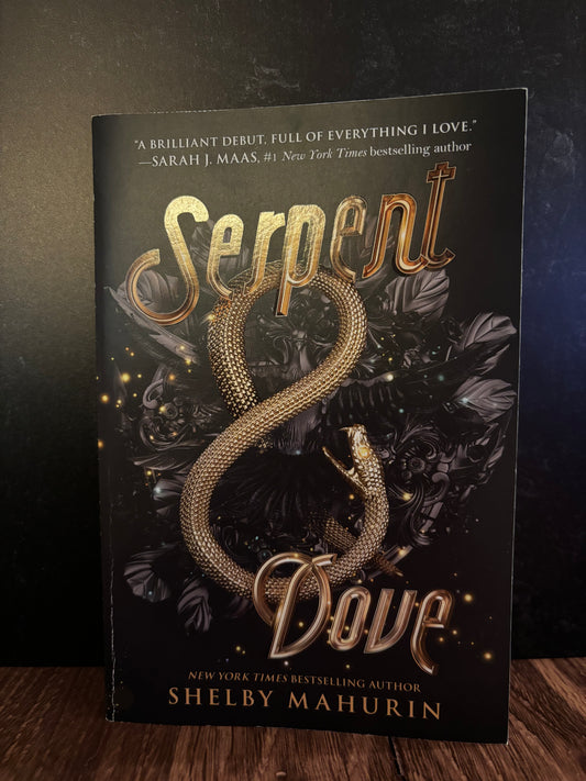 "Serpent & Dove" by Shelby Mahurin (Preowned Paperback)