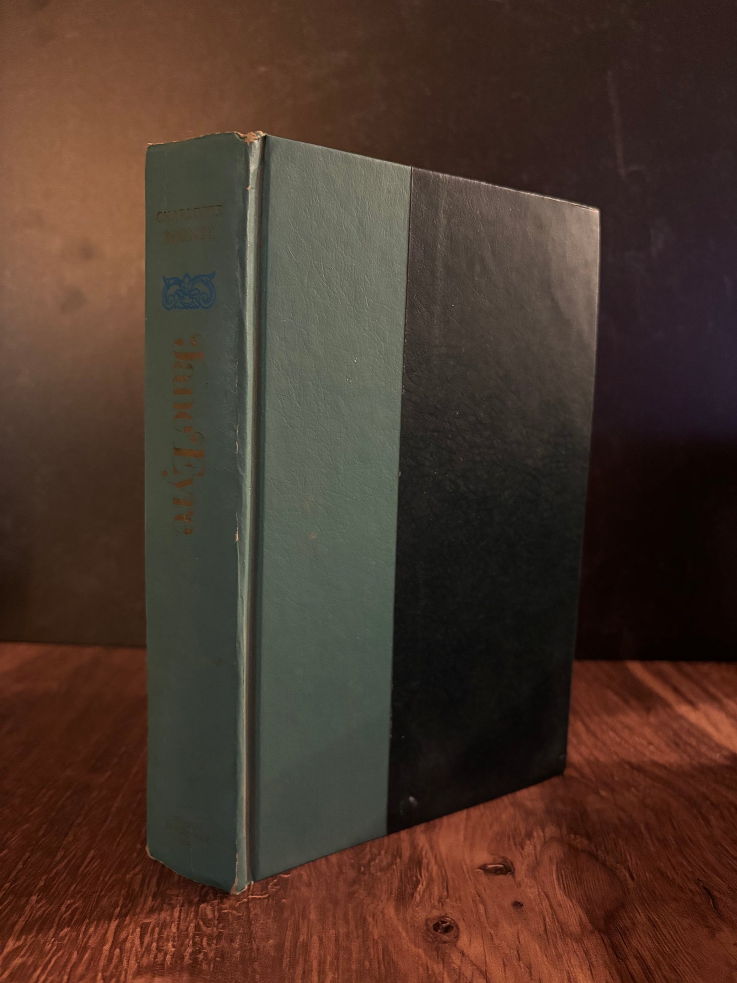 "Jane Eyre" by Charlotte Brontë (Preowned Hardcover)