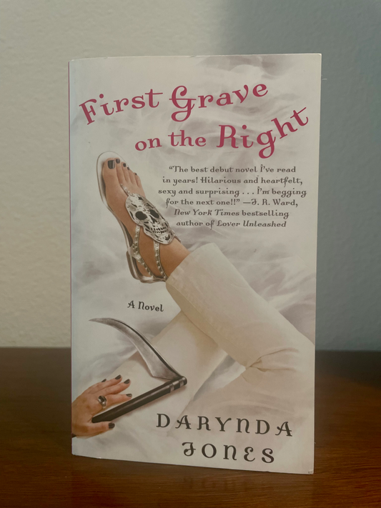 "First Grave On The Right" by Darynda Jones (Preowned Paperback)