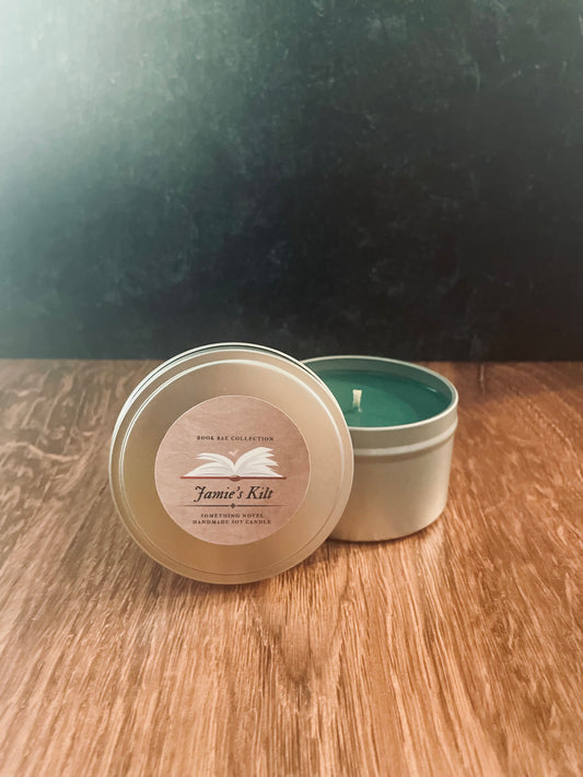 "Jamie's Kilt" Soy Wax Candle (Book Bae Collection)