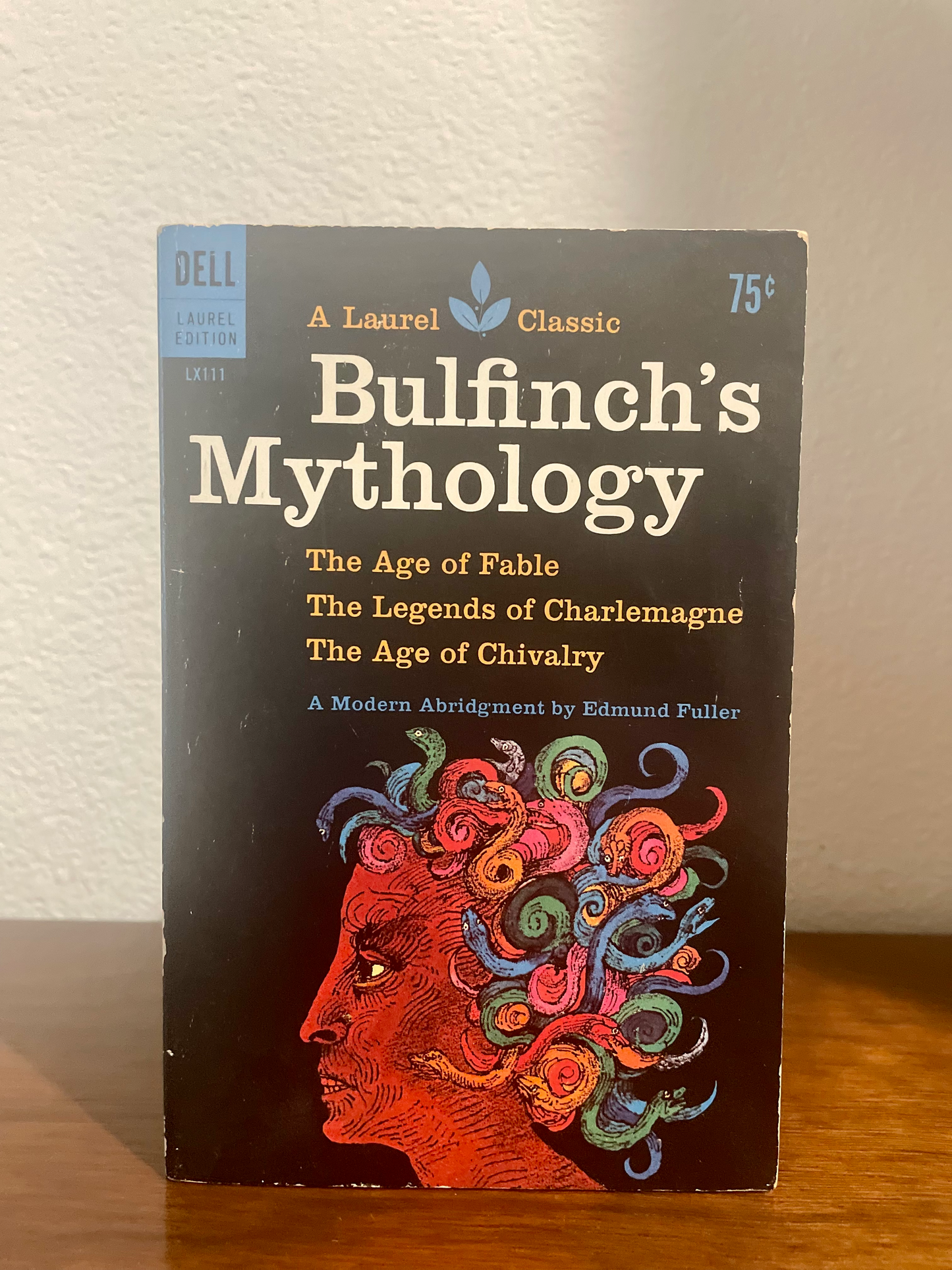 Bulfinch's Mythology (Laurel Classic Paperback, preowned)